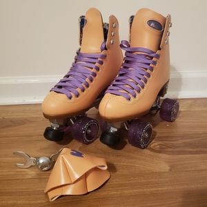 Moxi roller skates